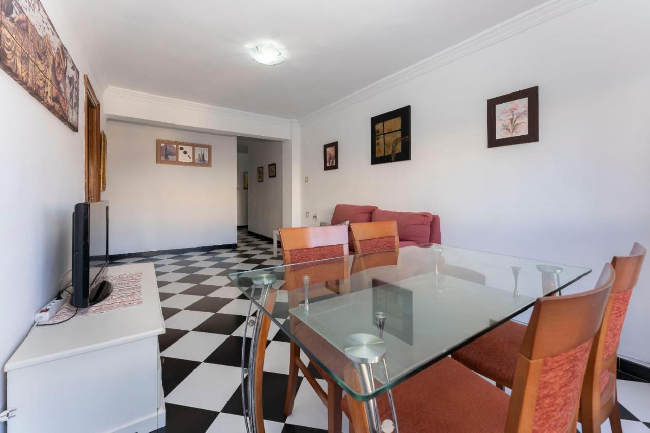 Malaga Downtown And Beach Apartment Exterior foto